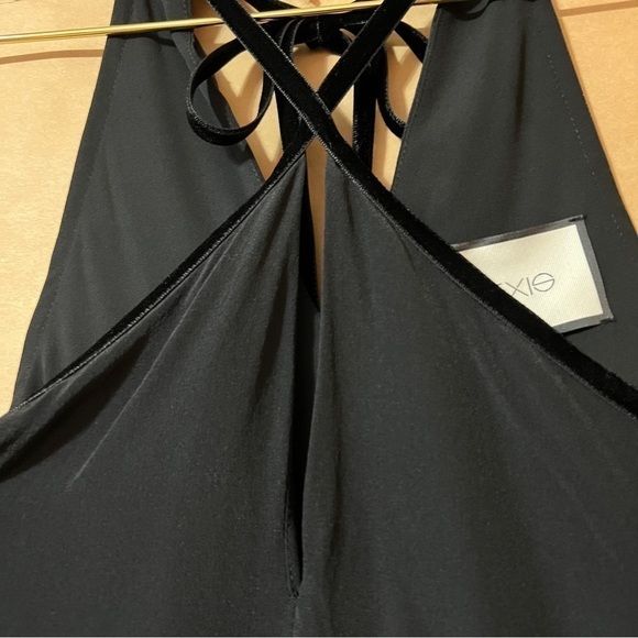 Alexis Silk Halter Neck Keyhole Swing Tank Top Popover Velvet Trim Black Size XS - Picture 5 of 11